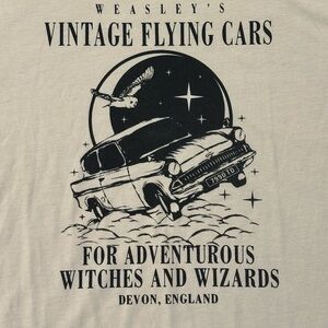 Weasley’s Vintage Flying Cars Harry Potter Tshirt